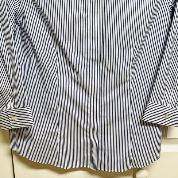 Talbots White and Blue Striped Fitted Mid Sleeve Top Size 10P - Picture 4 of 7